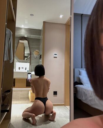 Full leaked Qisevenmonth private onlyfans photo