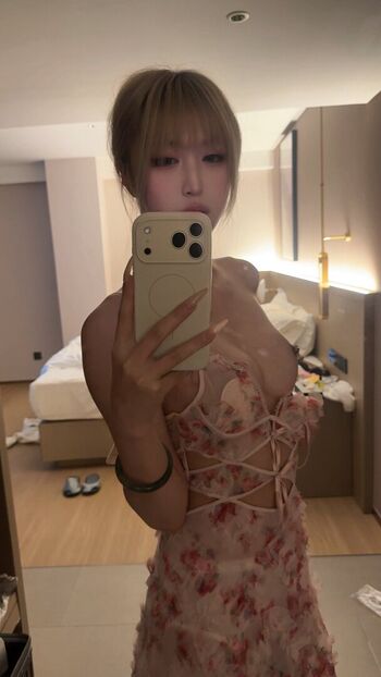 Full leaked Qiuqiu private photo