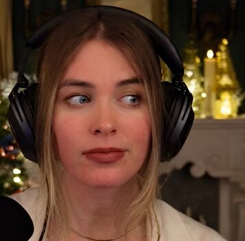 Full leaked Qtcinderella  page private onlyfans photo