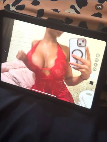 Full leaked Queen adams page private photo