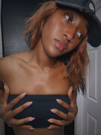 Full leaked Queen aminata private photo