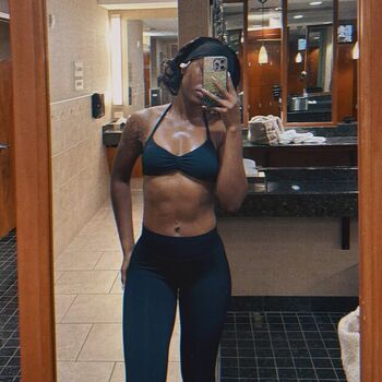 Full leaked Queen aminata private photo