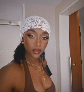 Full leaked Queen aminata private photo