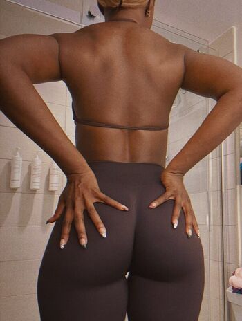Full leaked Queen aminata page private photo