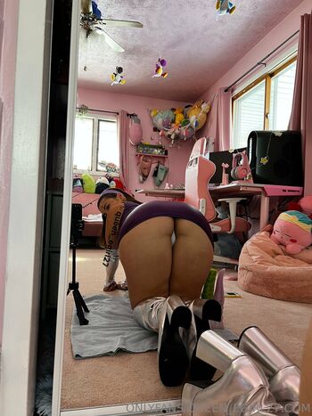 Full leaked Queen d private photo