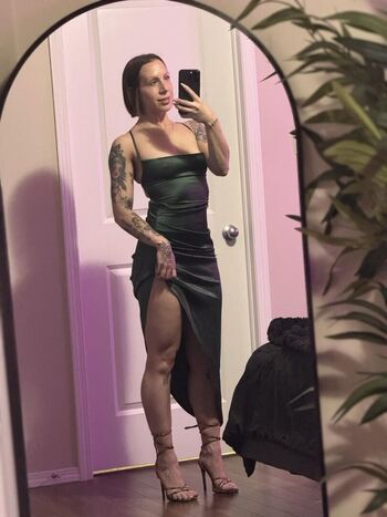 Full leaked Queenkofficial private photo