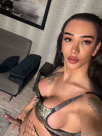 Full leaked Queenle private onlyfans photo