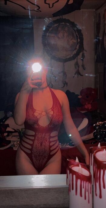 Full leaked Queenofsouls private photo