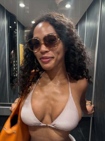 Full leaked Quenlin blackwell private photo