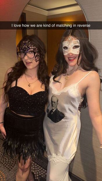 Full leaked Qveenjulia  page private onlyfans photo