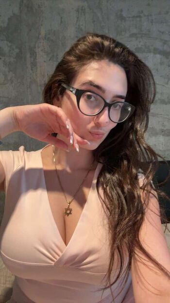 qveenjulia