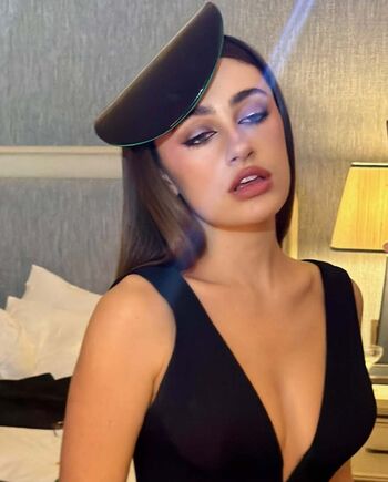 Full leaked Rachel anne sennott private photo