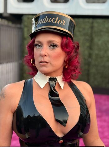 Full leaked Rachel bloom private photo