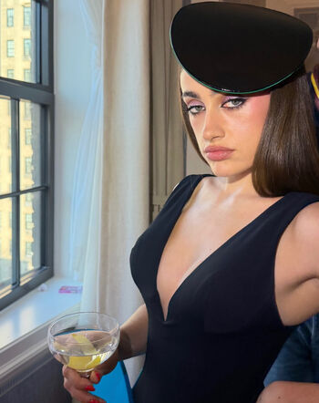 Full leaked Rachel sennott private photo