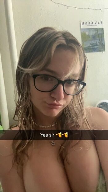 Full leaked Rachelkimmel private photo