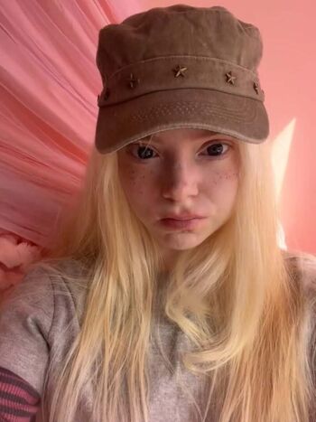 Full leaked Rachelrustici private onlyfans photo