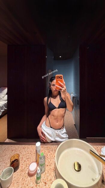 Full leaked Rachelteetyler private photo