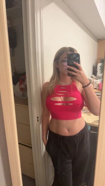 Full leaked Rachsworld private onlyfans photo