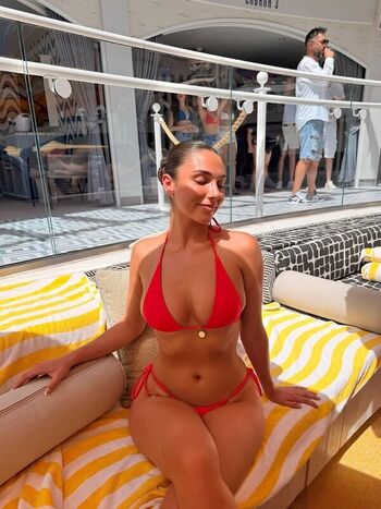 Full leaked Raegan howell private photo