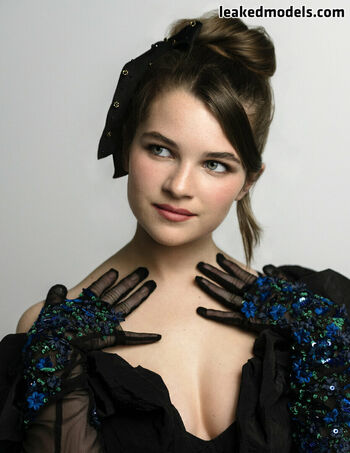 Full leaked Raegan revord private onlyfans photo