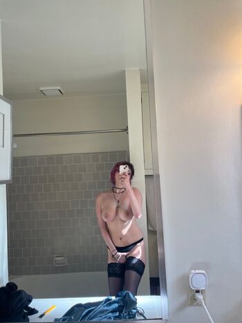 Full leaked Raephemel private onlyfans photo