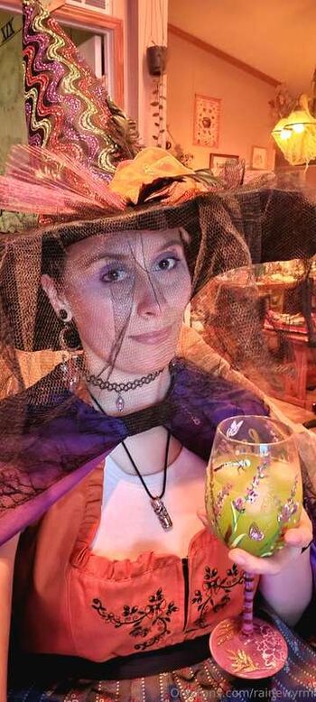 Full leaked Rainewyrm private onlyfans photo