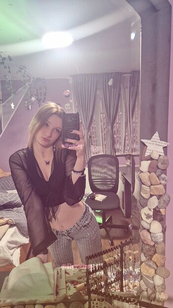 Full leaked Rainyy private onlyfans photo