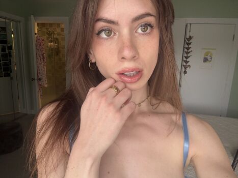 Full leaked Raishavip private onlyfans photo