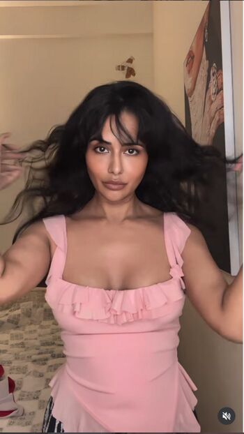 Full leaked Raiza wilson page private photo