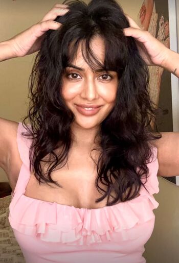 Full leaked Raiza wilson private photo