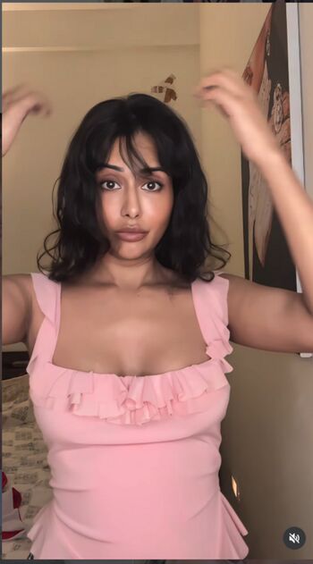 Full leaked Raiza wilson private photo