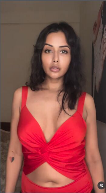 Full leaked Raiza wilson private photo