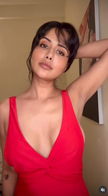 Full leaked Raiza wilson private photo