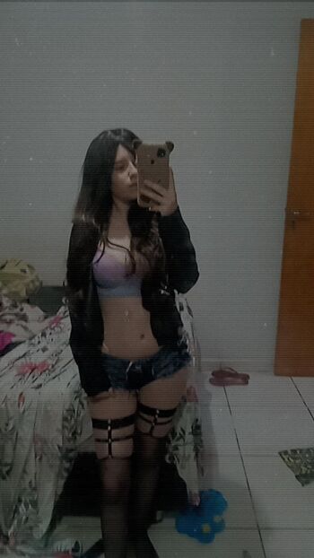 Full leaked Raposarosada private onlyfans photo