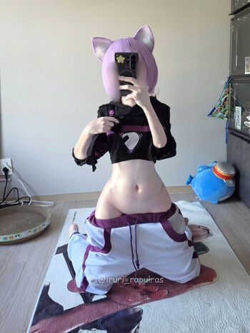 Full leaked Rapulras private photo