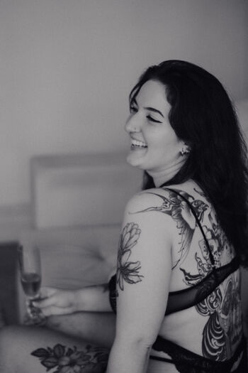 Full leaked Raquel corral private onlyfans photo