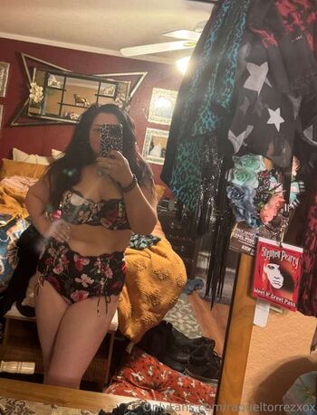 Full leaked Raquel torrez private photo