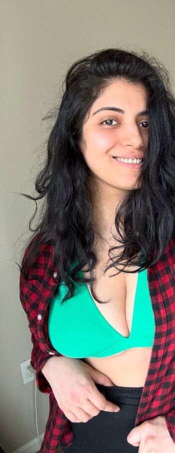 Full leaked Rashmi van private onlyfans photo