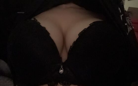 Full leaked Ratedreign page private onlyfans photo