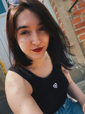 Full leaked Ravenivee private photo