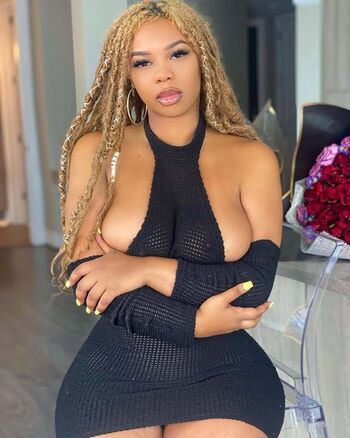 Full leaked Ravieloso private onlyfans photo