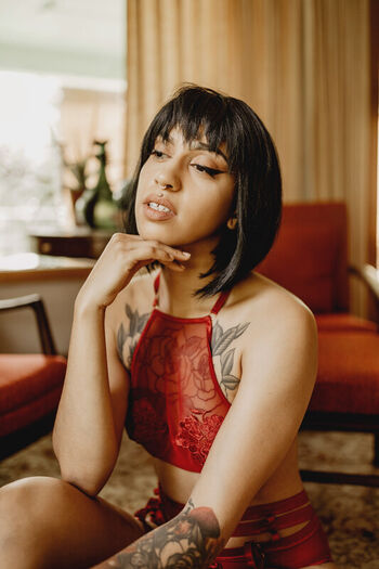 Full leaked Ravyn alexa page private photo