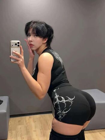 Full leaked Ray ly page private photo