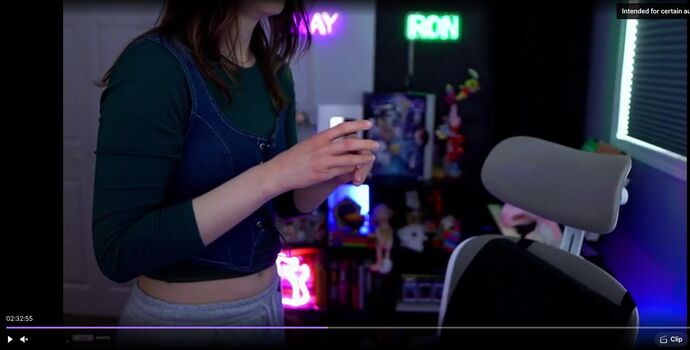 Full leaked Rayactions page private photo