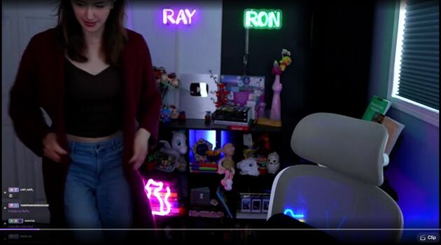 Full leaked Rayactions page private photo