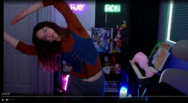 Full leaked Rayactions private photo