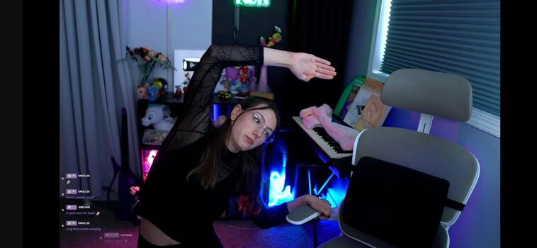 Full leaked Rayactions private photo