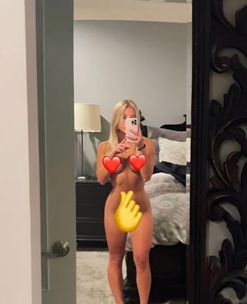 Full leaked Raylynrrose private onlyfans photo