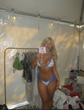 Full leaked Raylynrrose private photo