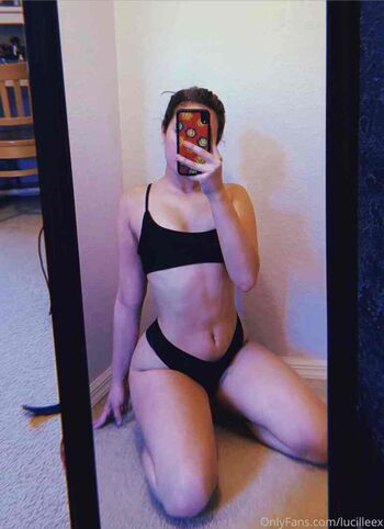 Full leaked Raymondsgirlfriend private onlyfans photo